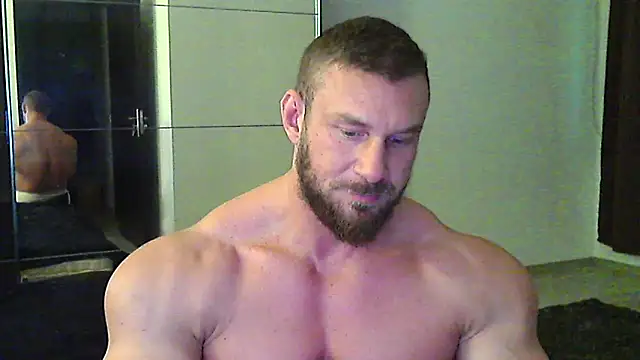 muscularkevin webcam
