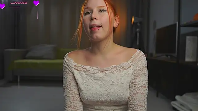 loraineklinger - LoraineKlinger's free webcam