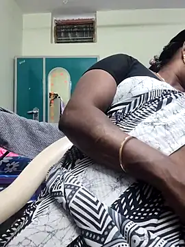 yamini1431 - Yamini1431's free webcam