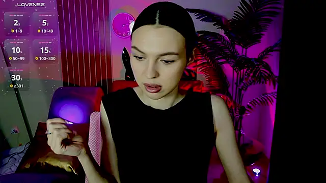 maxincarroll - MaxinCarroll's free webcam - UK Sex Cams