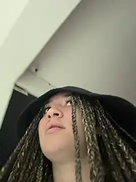 sophie_ls - Sophie_LS's free webcam - UK Sex Cams