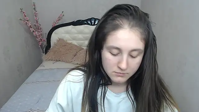 Holliy_Cooper webcam