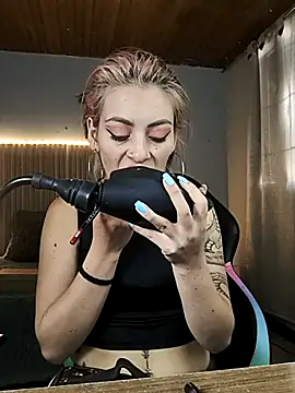 tefannyy_ - Tefannyy_'s free webcam - UK Sex Cams