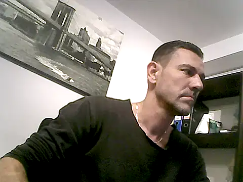 mastercharisma35 - Mastercharisma35's free webcam - UK Sex Cams