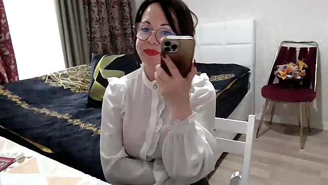 arisa5000 (F mature) - 🥻🌺Take off a dress👗