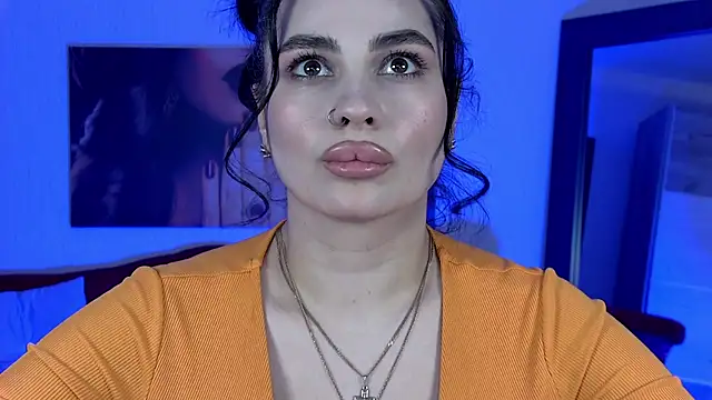 AdrianaTorres webcam