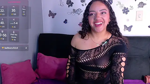 emiily_curly webcam
