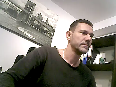 mastercharisma35 - Mastercharisma35's free webcam - UK Sex Cams