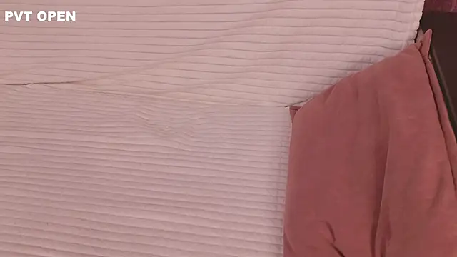 hlopushkahouse webcam