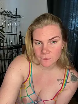 SexyBlondJoanna – webcam model profile photo