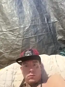 whitetrashsag420 webcam