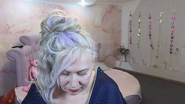 Penelope_Pinky webcam