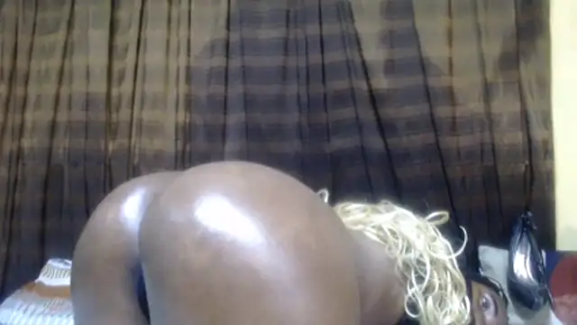 DarkLongNipples webcam