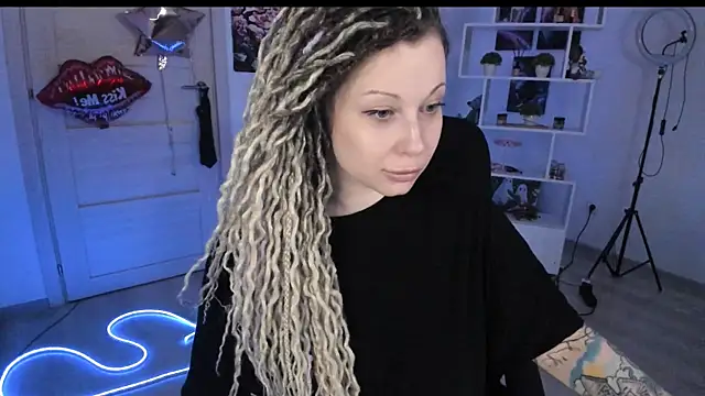 HoneySallyMoore webcam