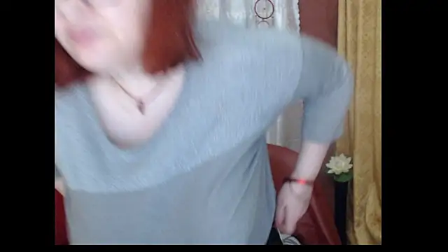 PlayfullMature webcam