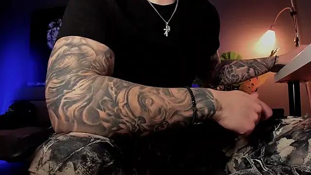 uptomatty (M young) - GET THE PARTY STARTED #findom #master