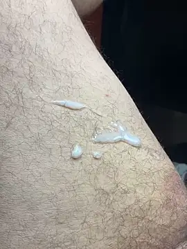 mast3r305 (Ask my age) - Make me cum in my office 😈