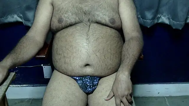 hairysubcub_70 (Ask my age) - Welcome To Daddy's Room. Make Daddy Cum.