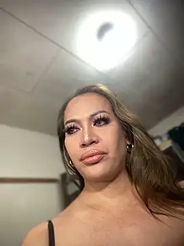 hugekatarinats (T milf) - DRILL MY ASS TILL I CUM,,,