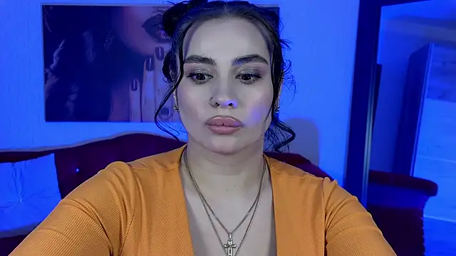 AdrianaTorres webcam