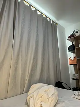 Webcam Model (naughty__angel)  is live.Free join now!