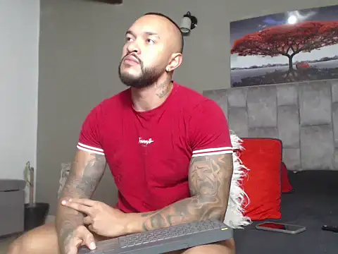 leongolds - LeonGolds's free webcam