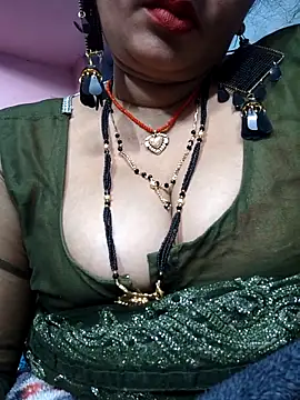 Webcam Model (Ritasingh-0461)  is live.Free join now!