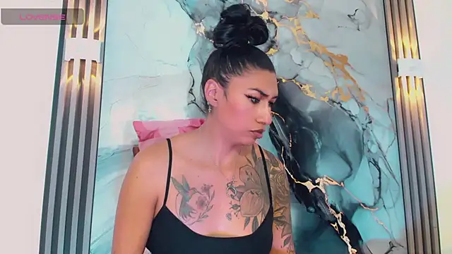 khiara_moretti webcam