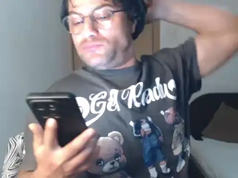 wildpussycat23 - Wildpussycat23's free webcam - UK Sex Cams