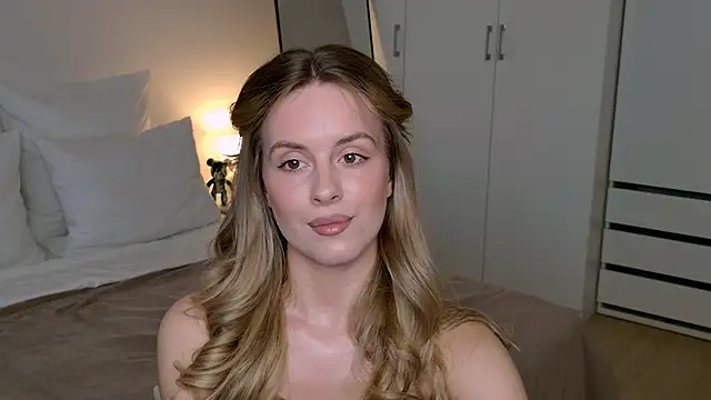 RozzitaBedberry webcam