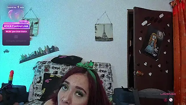 Webcam Model (keila_j)  is live.Free join now!