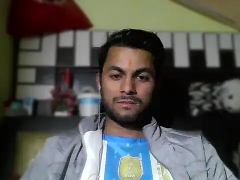 stubborndesiboy - Stubborndesiboy's free webcam - UK Sex Cams