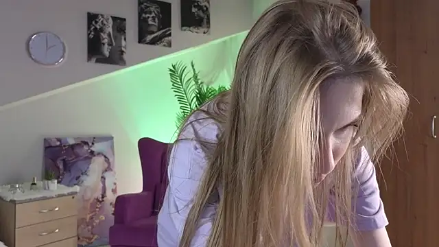 FranciscaGaring webcam