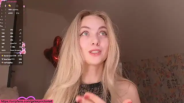 brilliantvictoria - Brilliantvictoria's free webcam