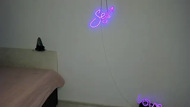 bitch_coin (Ask my age) - All naked!! /// EPIC GOAL IN MY PROFILE!