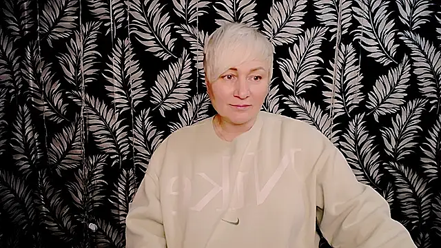 Olivia_playful webcam