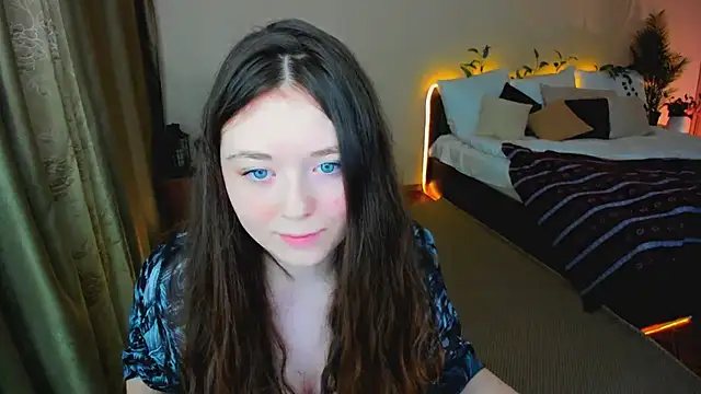 AlluringLookk webcam