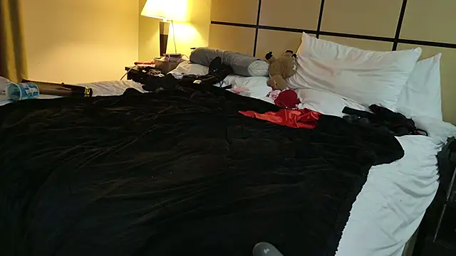 Longdongsilver_323 webcam