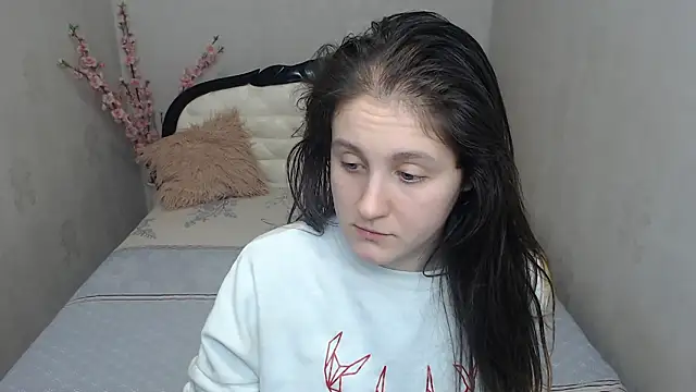 Holliy_Cooper webcam