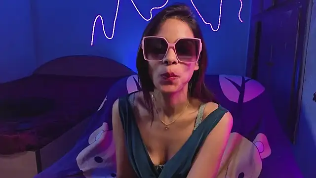 Ivy_the_goddess webcam