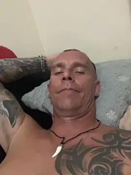 sexytony82 webcam