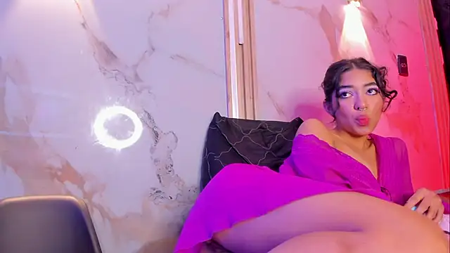 Aron_and_molly webcam