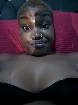 pussyqueene - Pussyqueene's free webcam