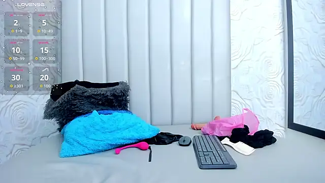 Cleopatra_Trans webcam