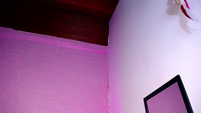 Dominic_Queen1126 webcam