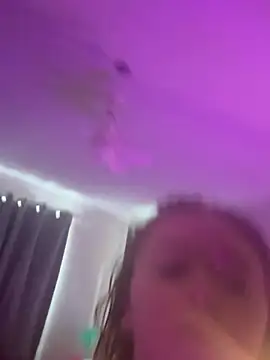 Webcam Model (KaylaTrudi)  is live.Free join now!