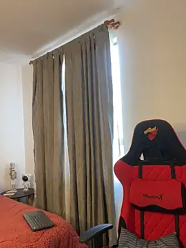 Ezzio_Scolaro webcam