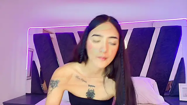 sophia_love__ webcam