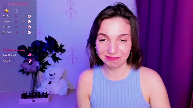 KindHazelHere_ webcam