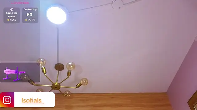 Abril_Velvet_a_ webcam